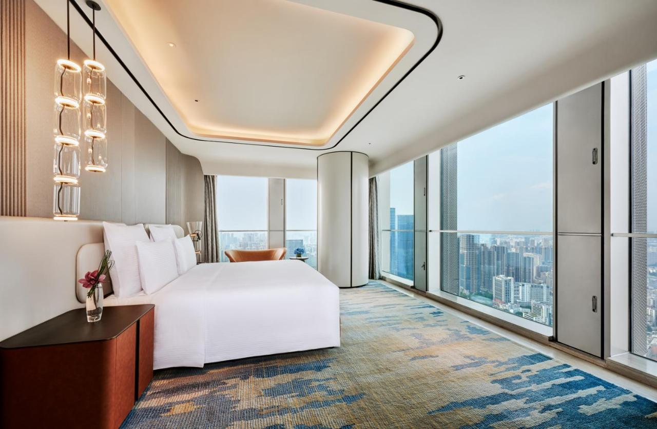 Pullman Shenzhen North Hotel Екстериор снимка