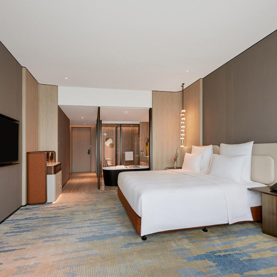 Pullman Shenzhen North Hotel Екстериор снимка